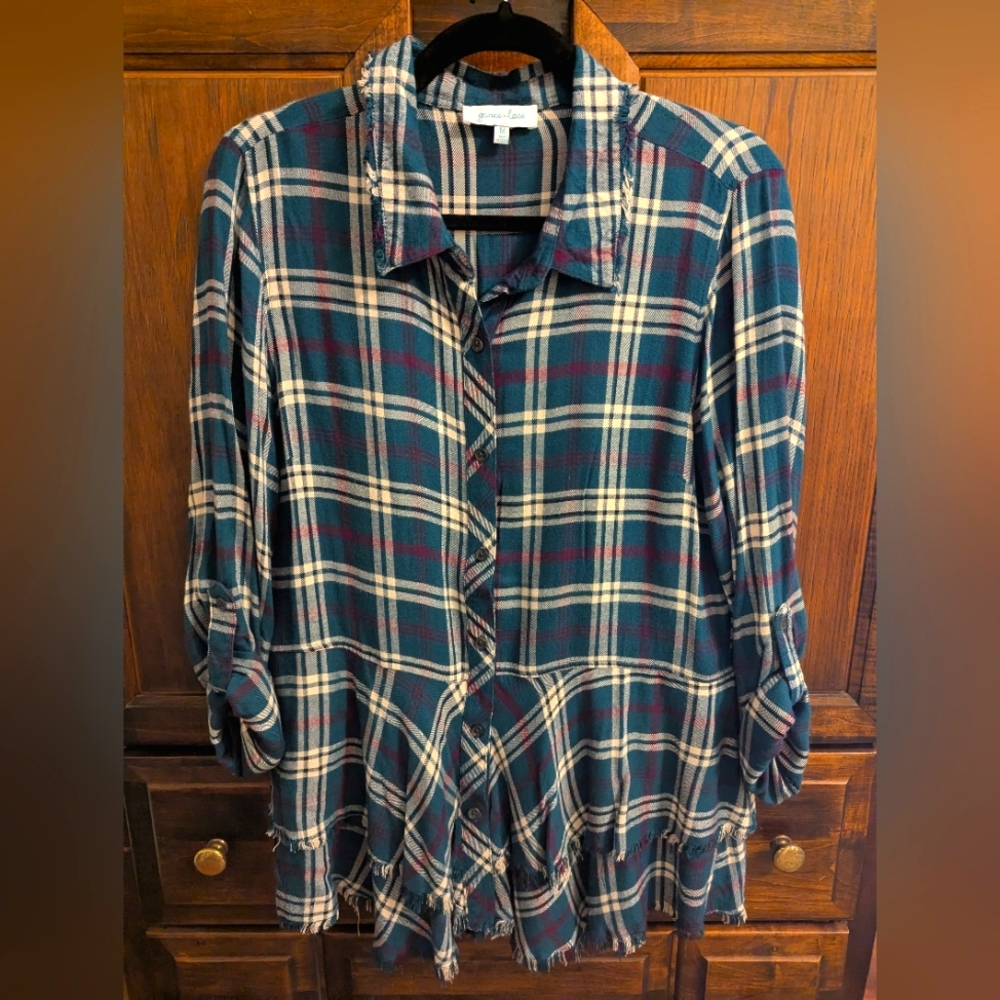 G&L Tiered Button Up Top In Green Plaid